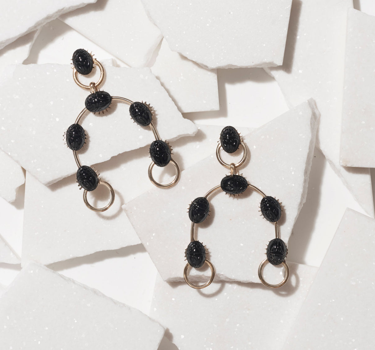 CC HIGHLAND EARRINGS (BLACK)