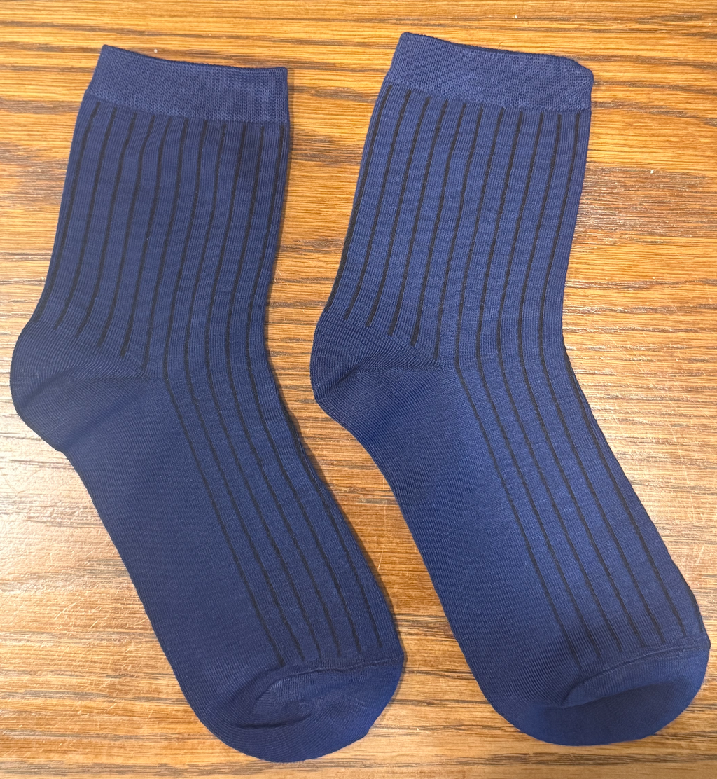 Solid/Thin Strip Dress Socks